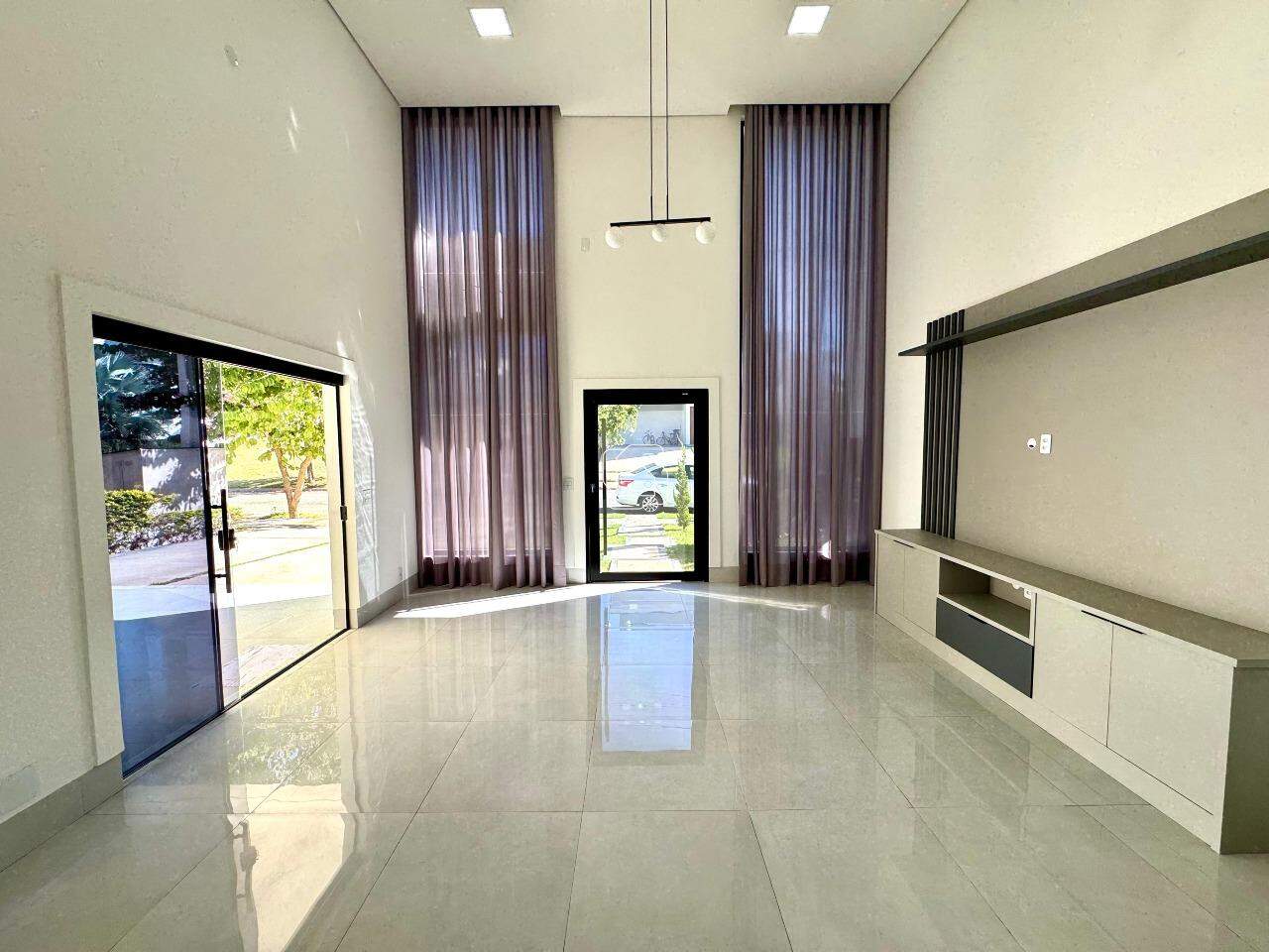 Casa de Condomínio para aluguel em Salto - SP - Residencial Central Parque: 
