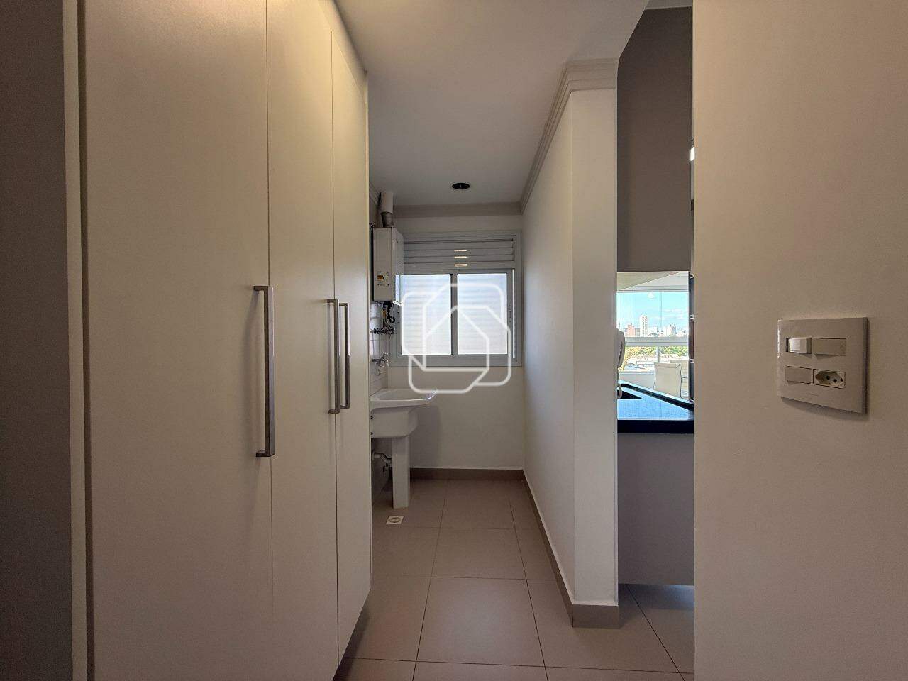 Apartamento à venda em Indaiatuba - SP - Condomínio Residencial Due: Lavanderia