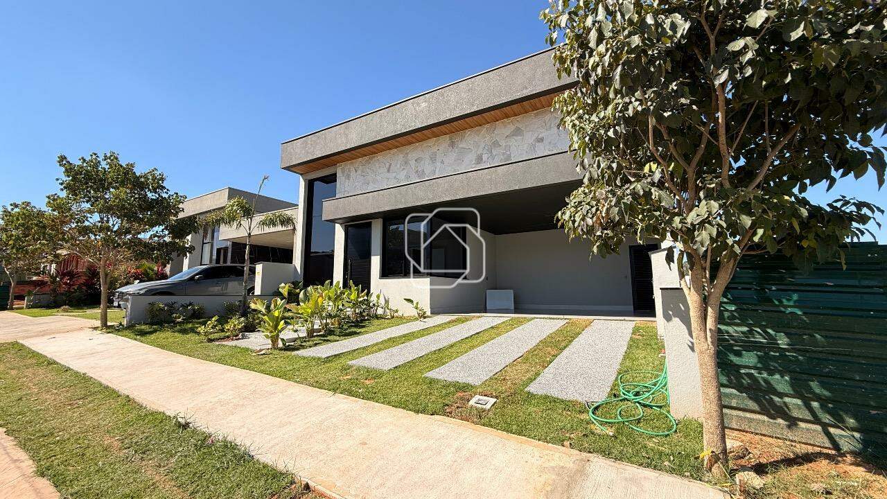 Casa de Condomínio à venda em Indaiatuba - SP - Jardim Villa Sapezal: Fachada