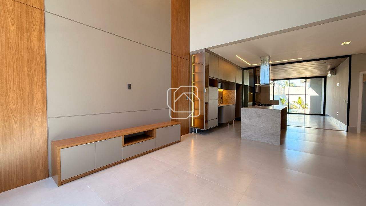 Casa de Condomínio à venda em Indaiatuba - SP - Jardim Villa Sapezal: Sala de estar