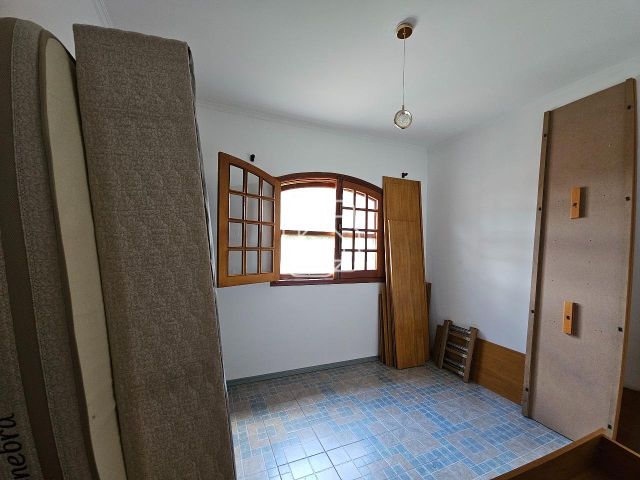 Casa de Condomínio para aluguel em Indaiatuba - SP - Terras de Itaici: Dormitório