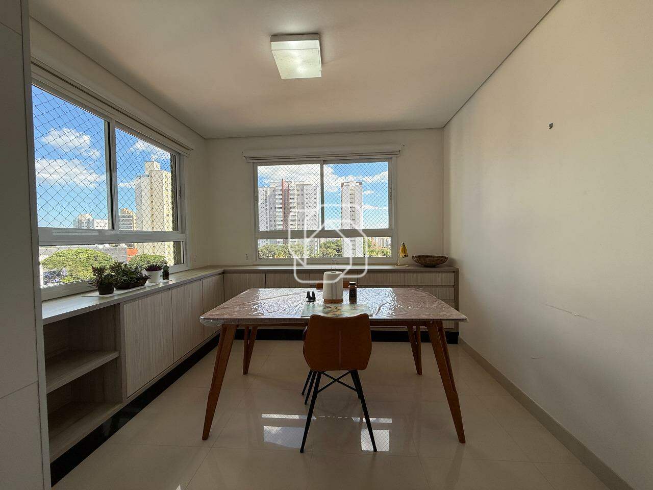 Apartamento à venda em Indaiatuba - SP - Premiere Indaiatuba: Sala de almoço