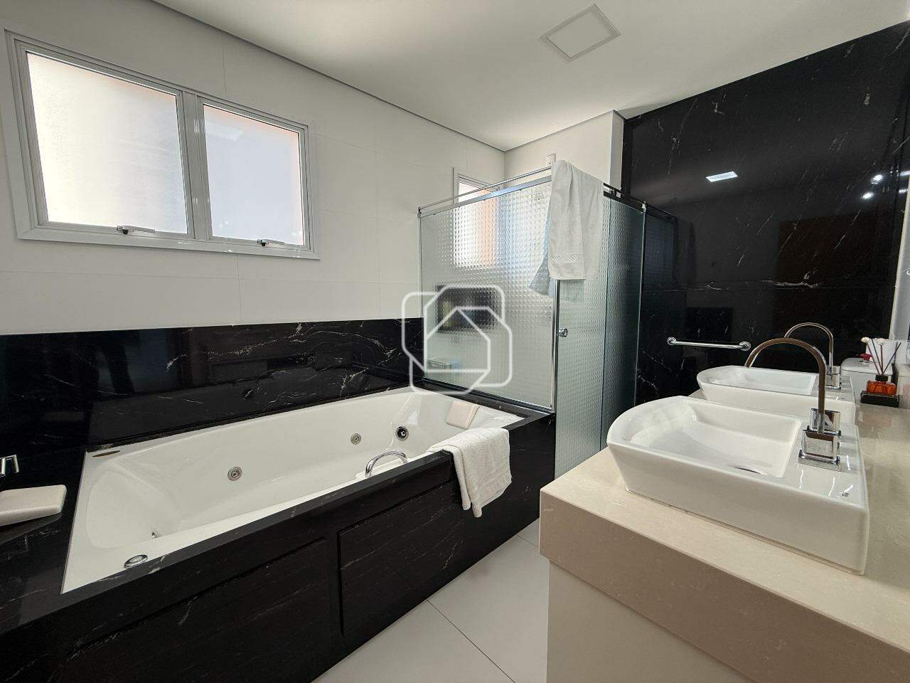 Apartamento à venda em Indaiatuba - SP - Premiere Indaiatuba: Banheiro