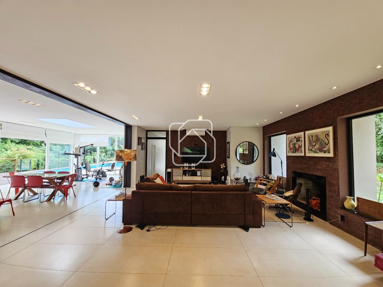 Chácara para aluguel em Indaiatuba - SP - Recanto dos Pássaros: Sala de estar