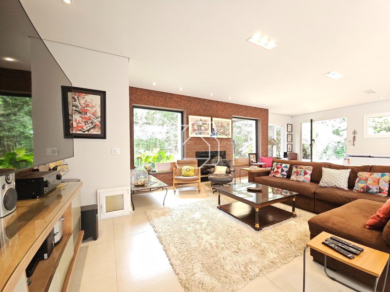 Chácara para aluguel em Indaiatuba - SP - Recanto dos Pássaros: Sala de estar