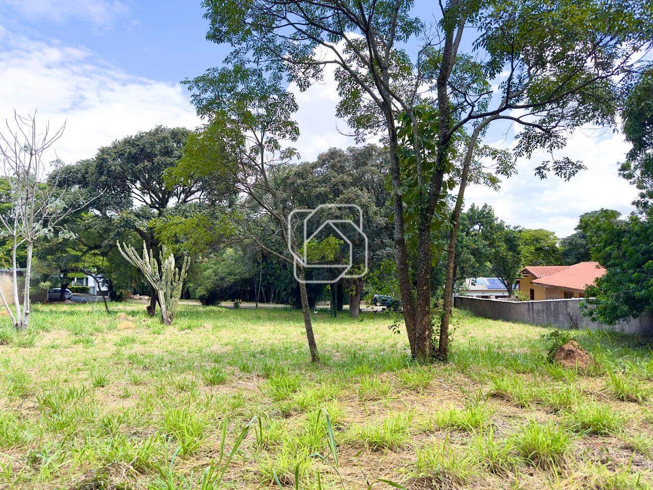Terreno à venda em Itu - SP - Condomínio Mangueiras de Itu: 