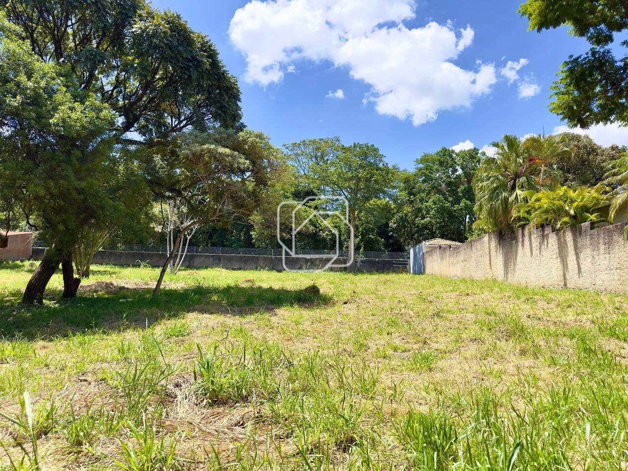Terreno à venda em Itu - SP - Condomínio Mangueiras de Itu: 