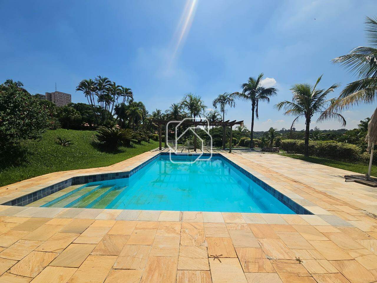 Casa de Condomínio à venda em Indaiatuba - SP - Lagos de Shanadu: Área da piscina