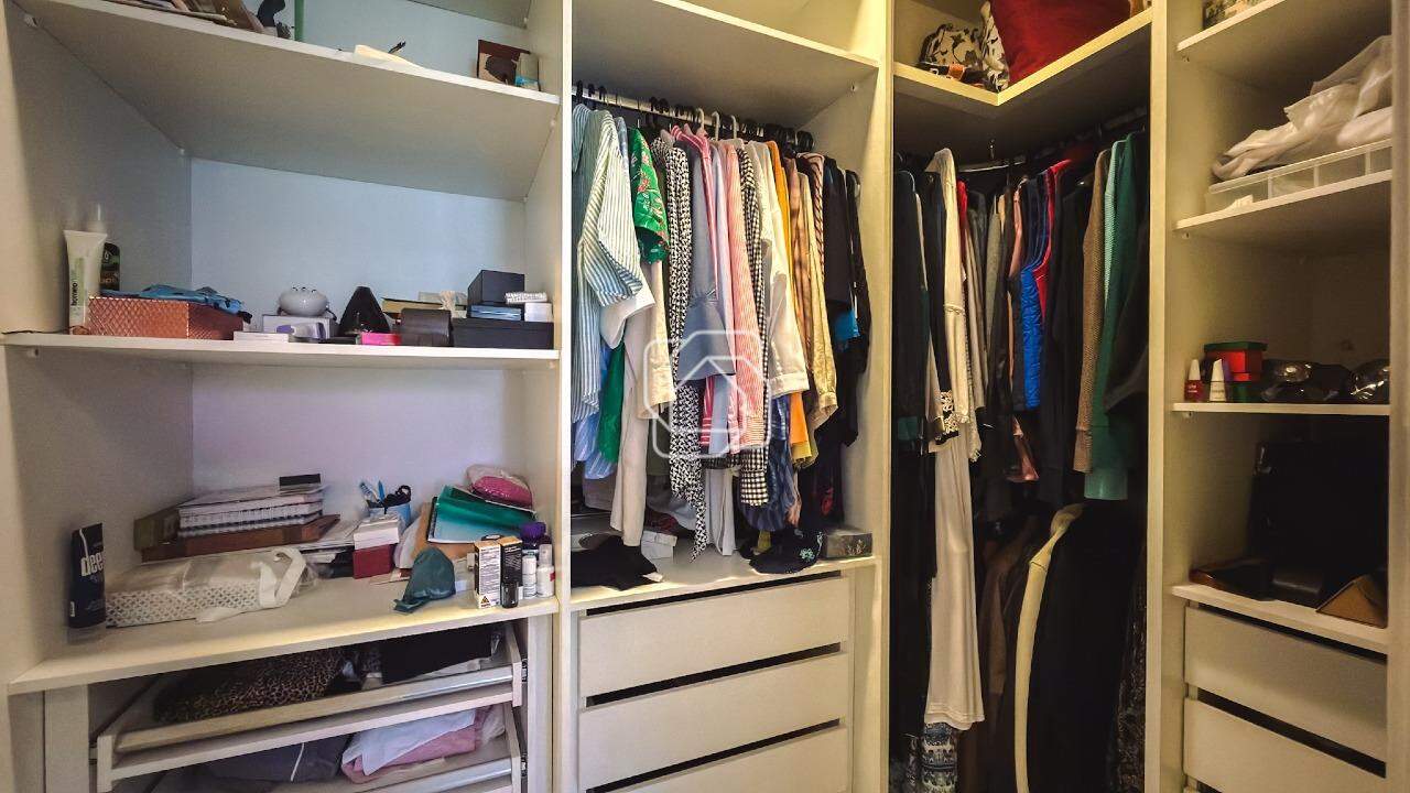 Casa de Condomínio à venda em Indaiatuba - SP - Terras de Itaici: Closet