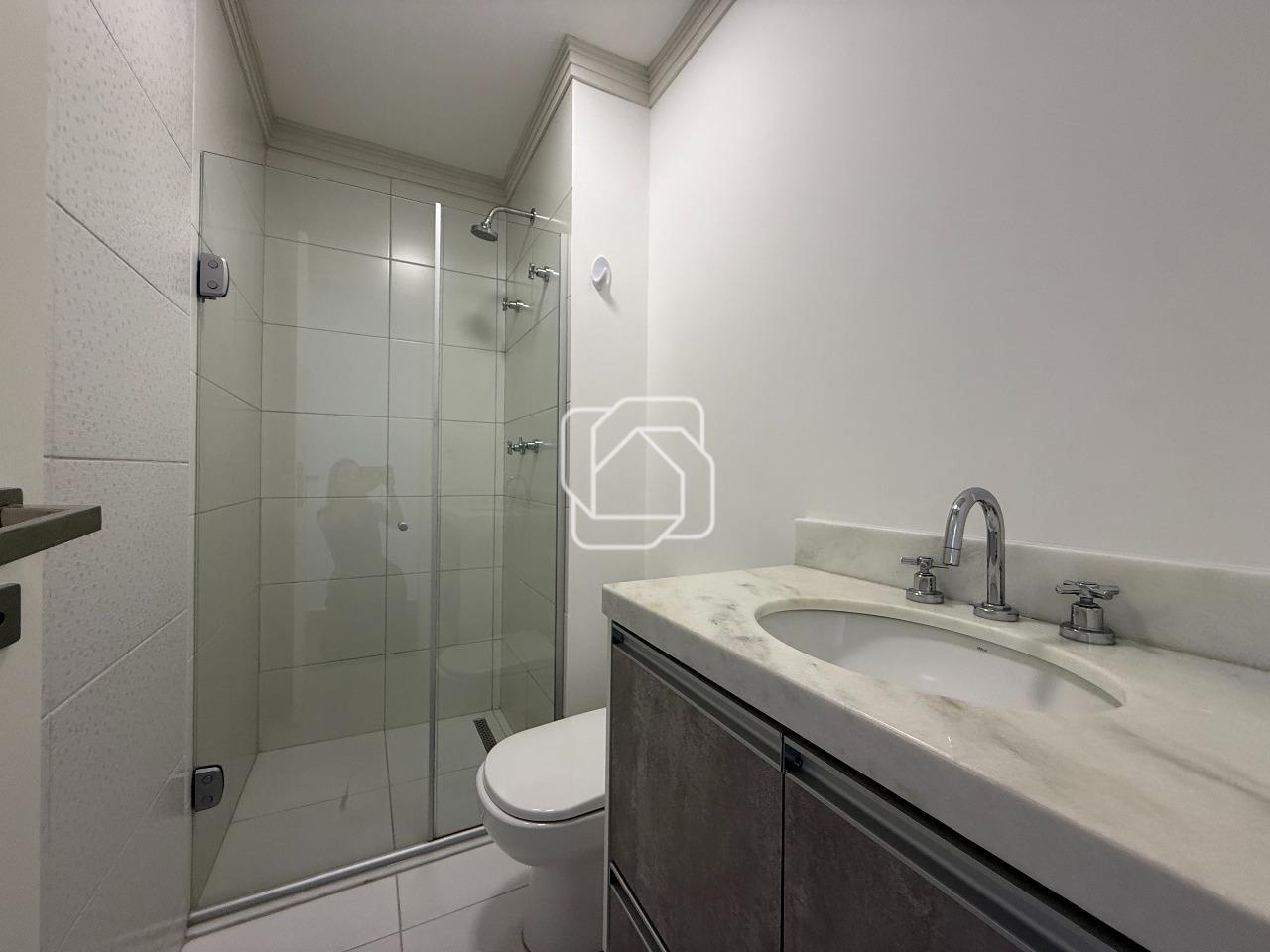 Apartamento para aluguel em Indaiatuba - SP - Condomínio Residencial Due: Banheiro