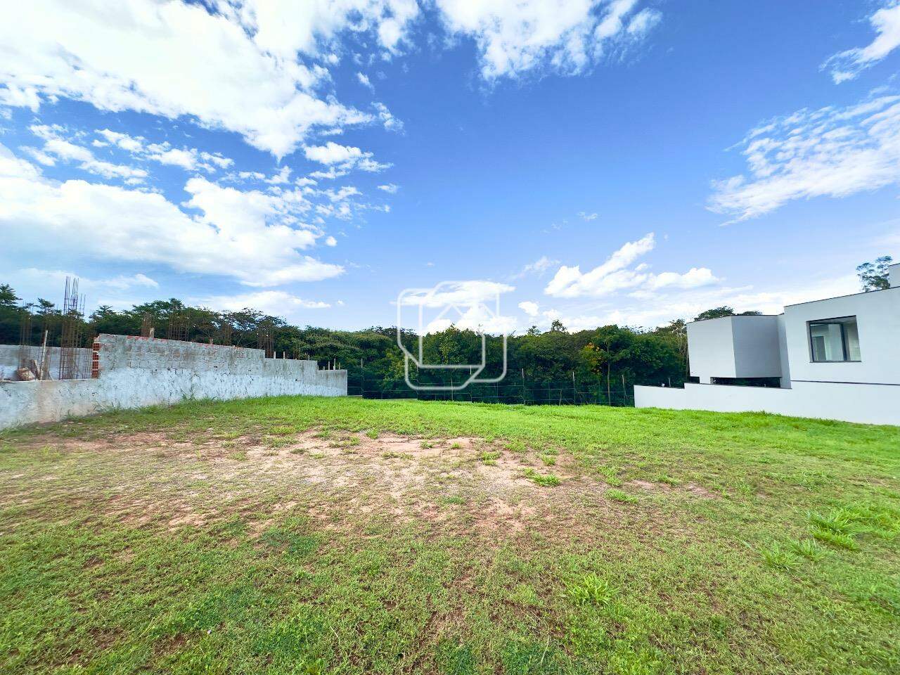 Terreno à venda em Itu - SP - Alphaville Castelo Itu: 