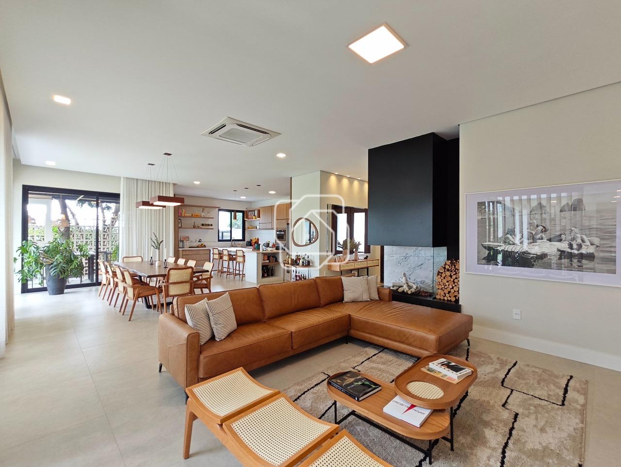 Casa de Condomínio à venda em Indaiatuba - SP - Jardins do Golfe Residencial Indaiatuba: Sala de estar