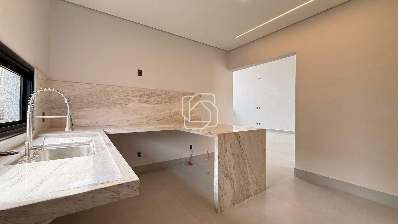 Casa de Condomínio à venda em Indaiatuba - SP - Jardim Residencial Dona Maria Cândida: Cozinha