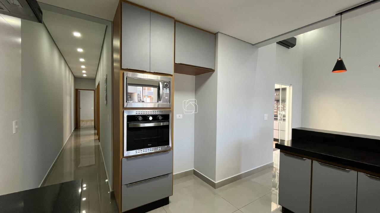 Casa de Condomínio para aluguel em Salto - SP - Jardim Guarujá: 