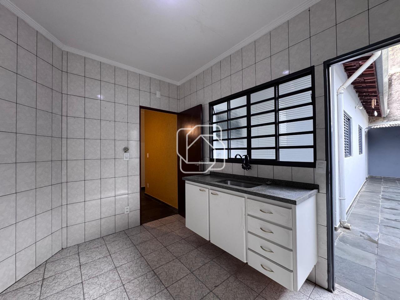 Casa para aluguel em Itu - SP - Vila São José: