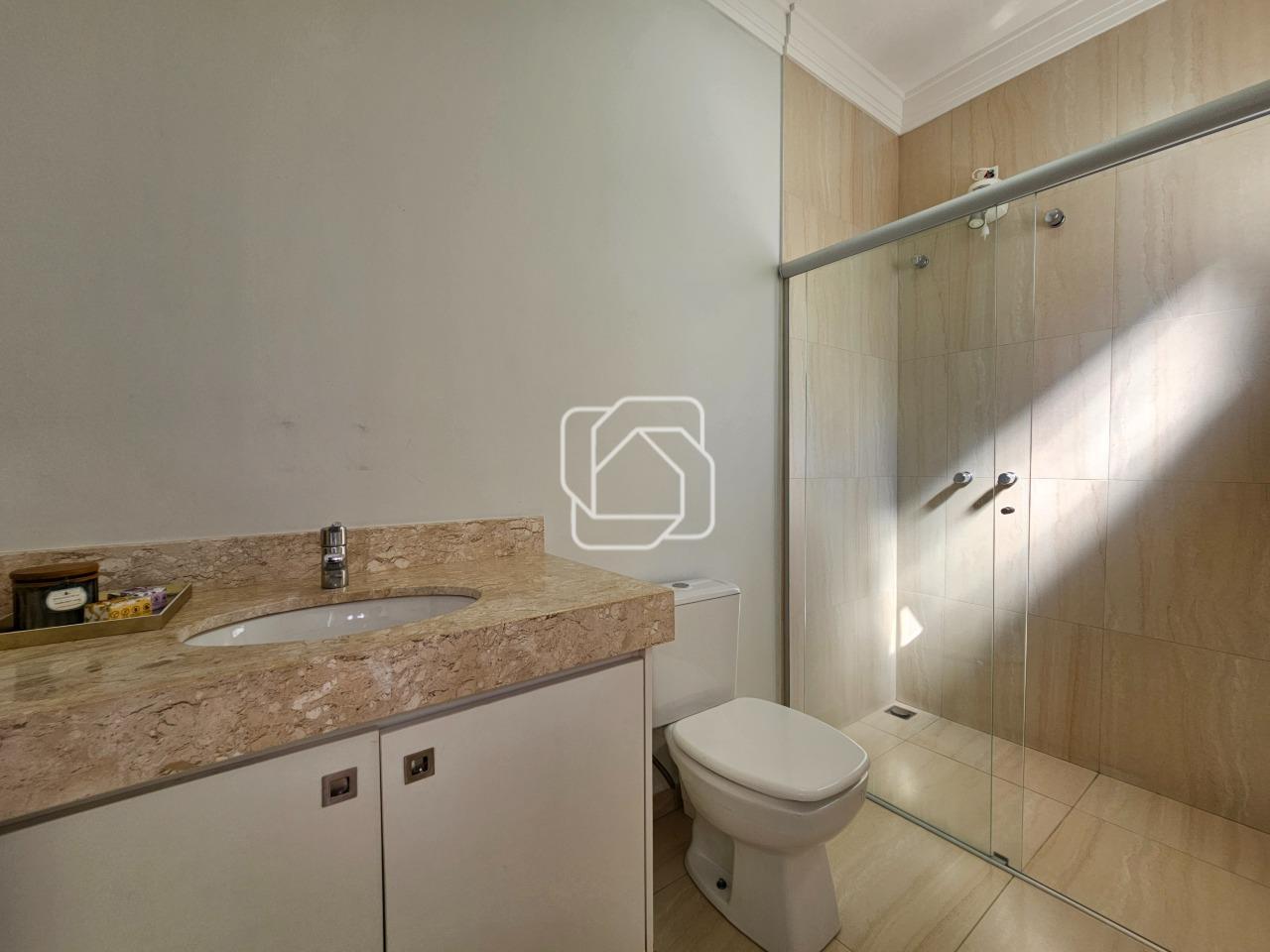 Casa de Condomínio à venda em Indaiatuba - SP - Jardim Residencial Maria Dulce: Banheiro