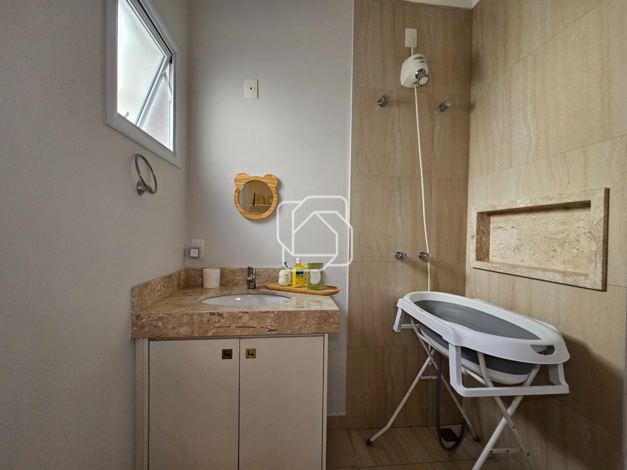 Casa de Condomínio à venda em Indaiatuba - SP - Jardim Residencial Maria Dulce: Banheiro