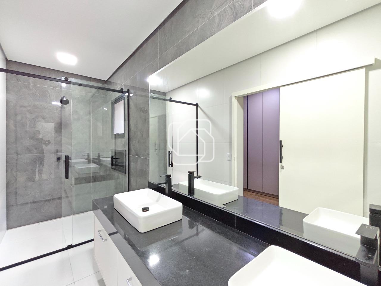 Casa de Condomínio à venda em Indaiatuba - SP - Helvetia Park: Banheiro