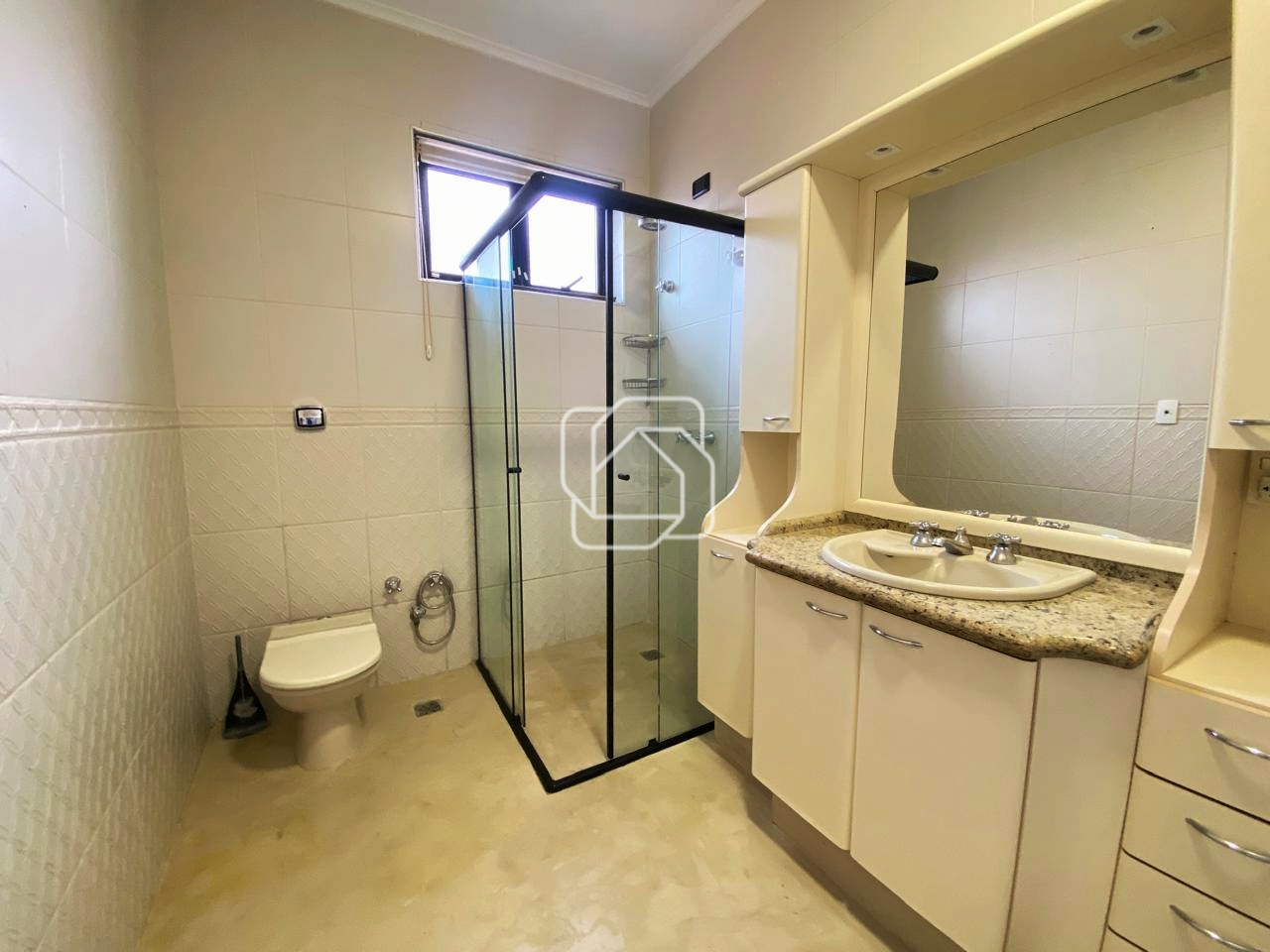 Casa para aluguel em Indaiatuba - SP - Vila Suíça: 