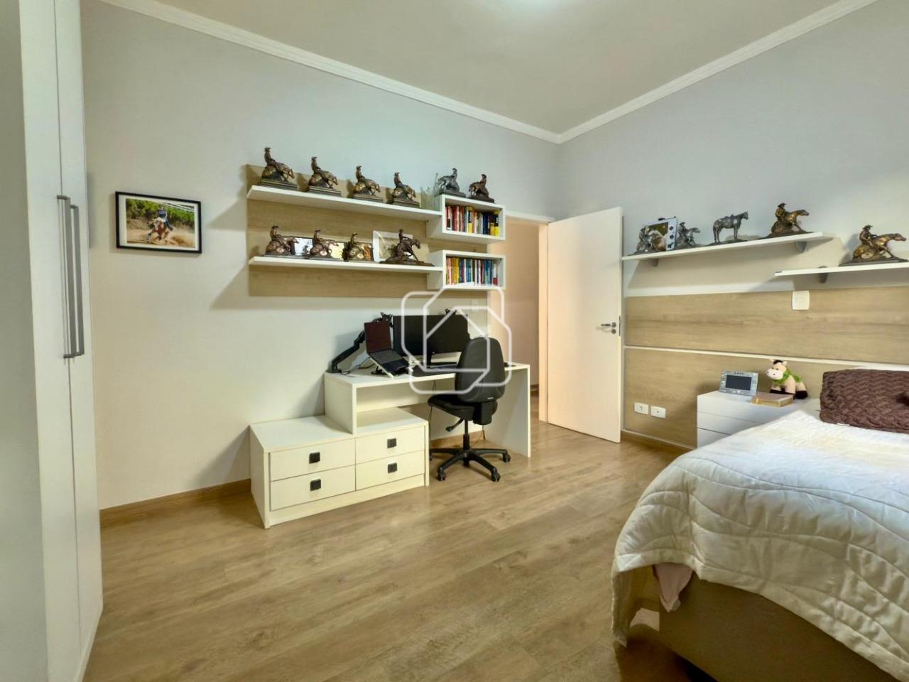 Casa de Condomínio à venda em Salto - SP - Condomínio Fazenda Palmeiras Imperiais: