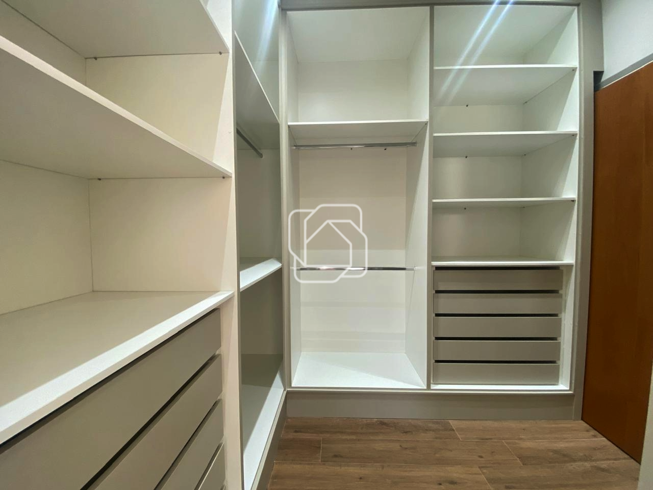 Casa de Condomínio para aluguel em Indaiatuba - SP - Jardim Residencial Helvétia Park I: 