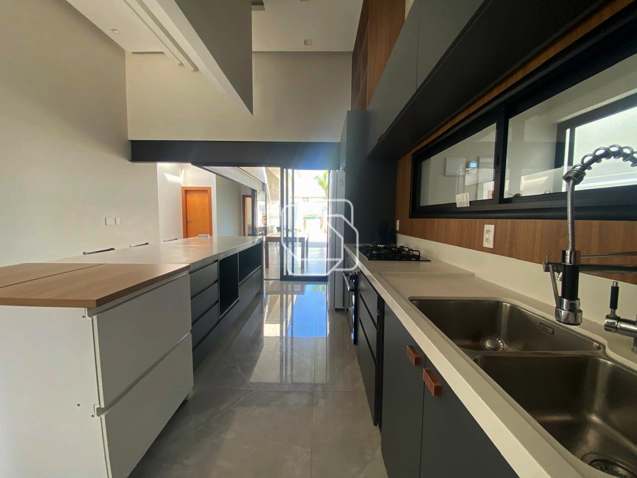 Casa de Condomínio para aluguel em Indaiatuba - SP - Jardim Residencial Helvétia Park I: 