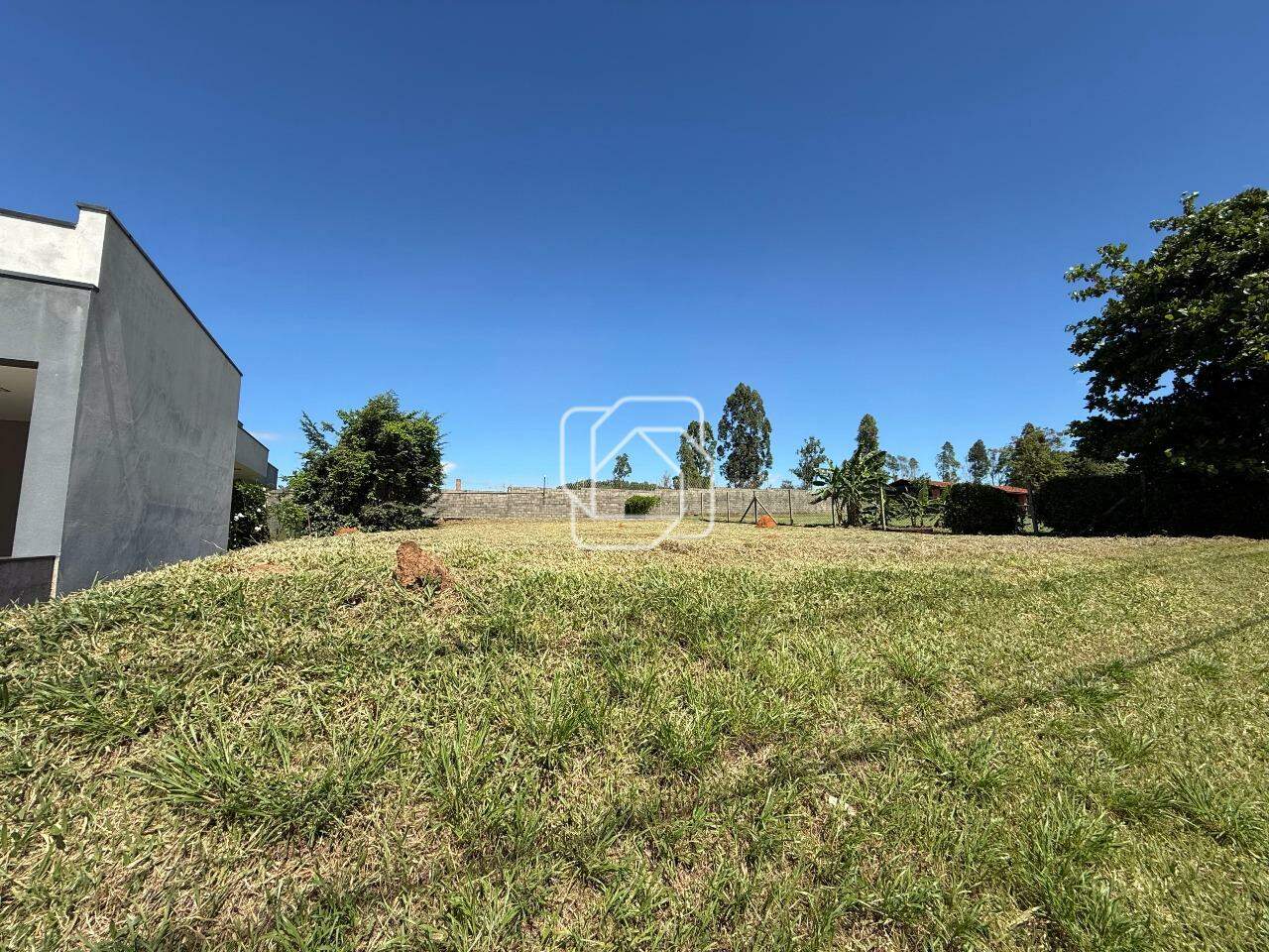 Terreno à venda em Itu - SP - Condomínio Santa Mônica: 