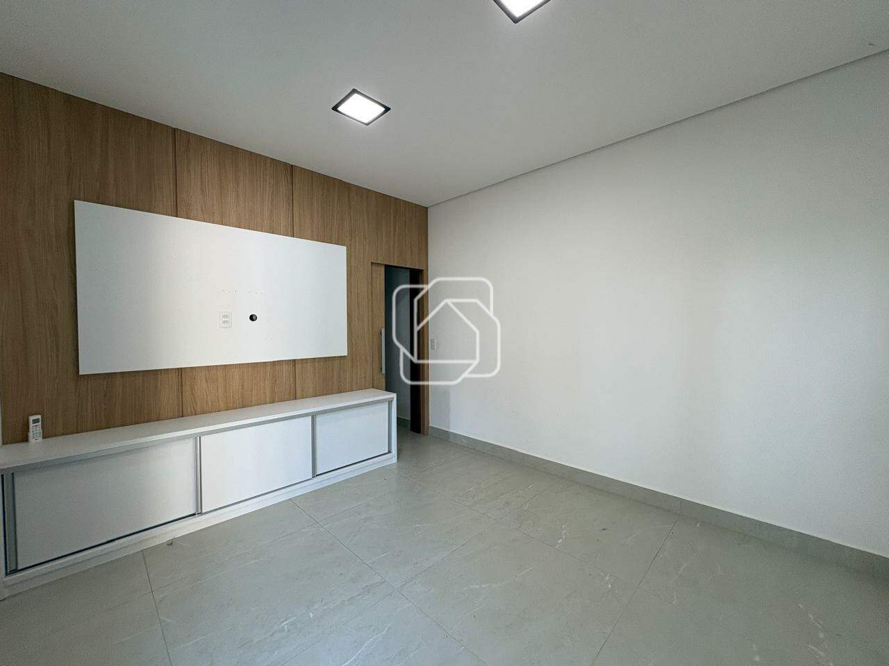 Casa de Condomínio para aluguel em Indaiatuba - SP - Jardim Mantova: 