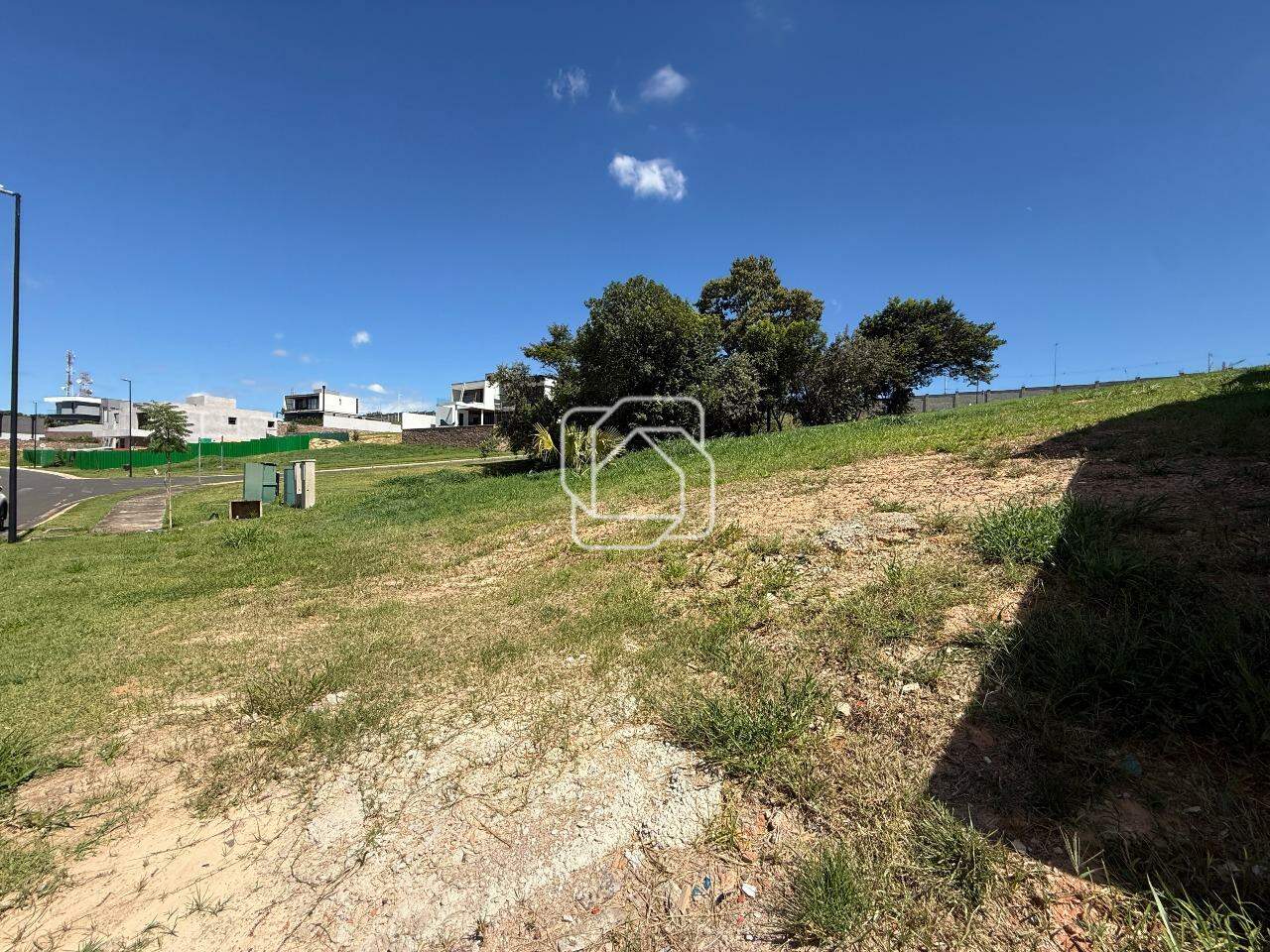 Terreno à venda em Indaiatuba - SP - Parque Villa dos Pinheiros: Visão geral do terreno