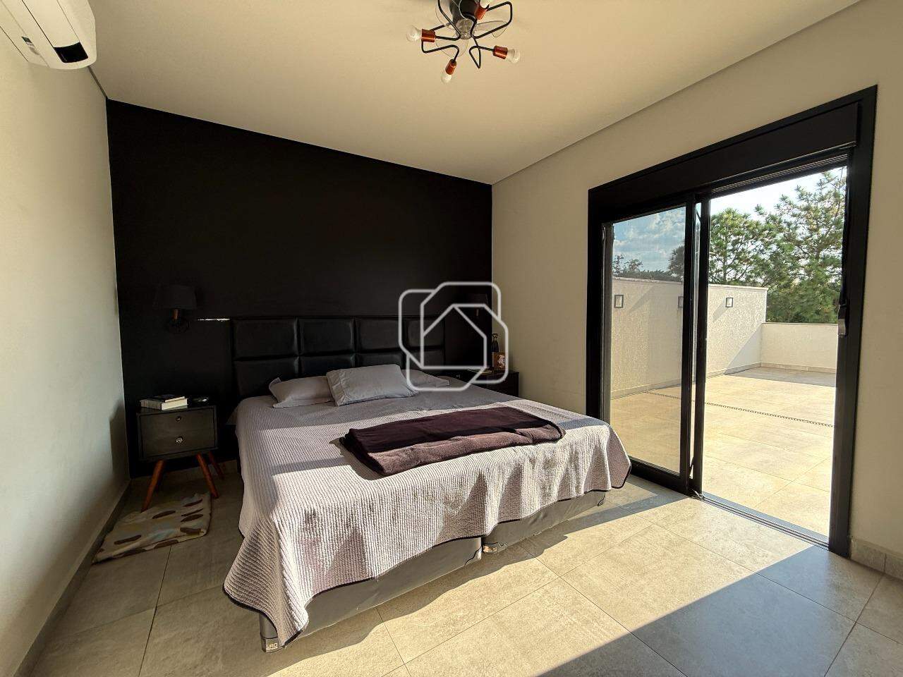 Casa de Condomínio à venda em Indaiatuba - SP - Jardins Di Roma: Dormitório