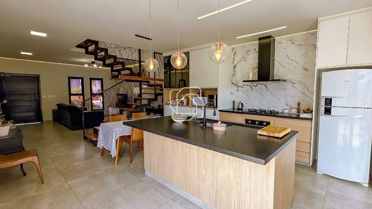 Casa de Condomínio à venda em Indaiatuba - SP - Jardins Di Roma: Cozinha integrada