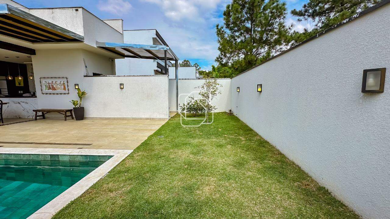 Casa de Condomínio à venda em Indaiatuba - SP - Jardins Di Roma: Área externa