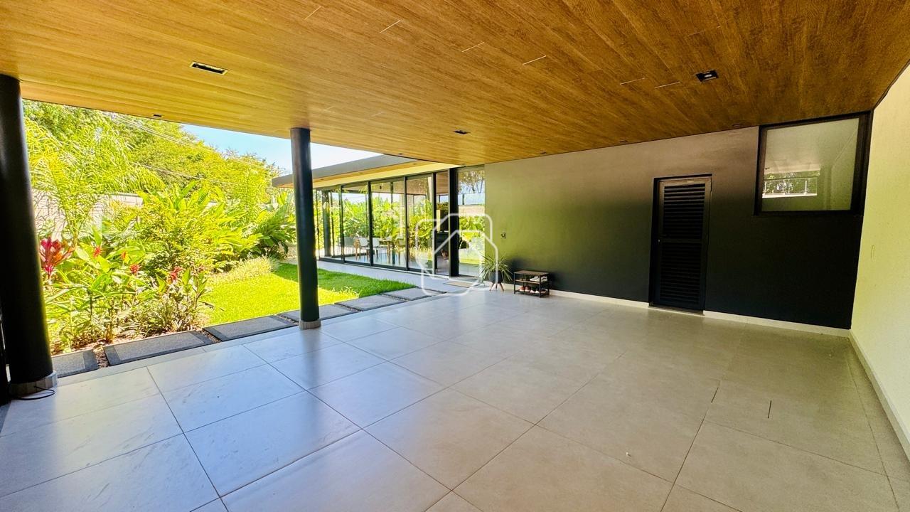 Casa de Condomínio à venda em Indaiatuba - SP - Jardins Di Roma: Garagem