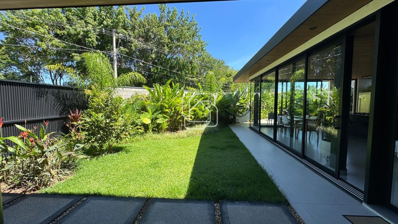 Casa de Condomínio à venda em Indaiatuba - SP - Jardins Di Roma: Área externa