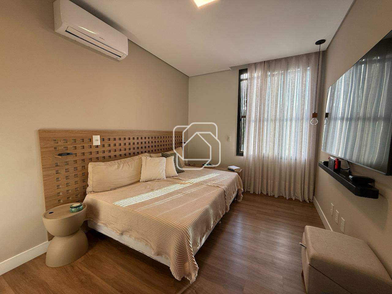Casa de Condomínio à venda em Indaiatuba - SP - Jardins Di Roma: SUÍTE MÁSTER