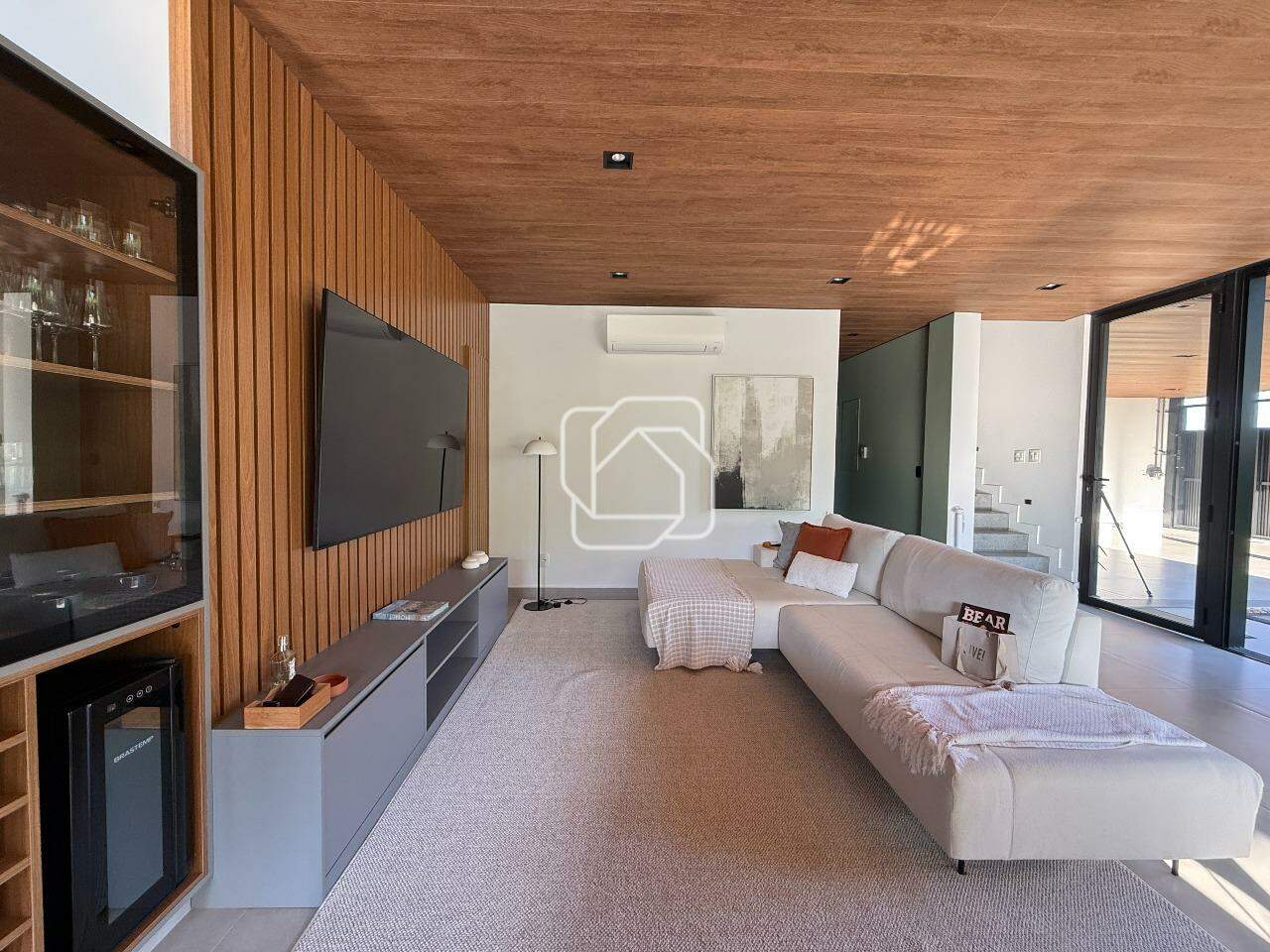 Casa de Condomínio à venda em Indaiatuba - SP - Jardins Di Roma: SALA DE ESTAR