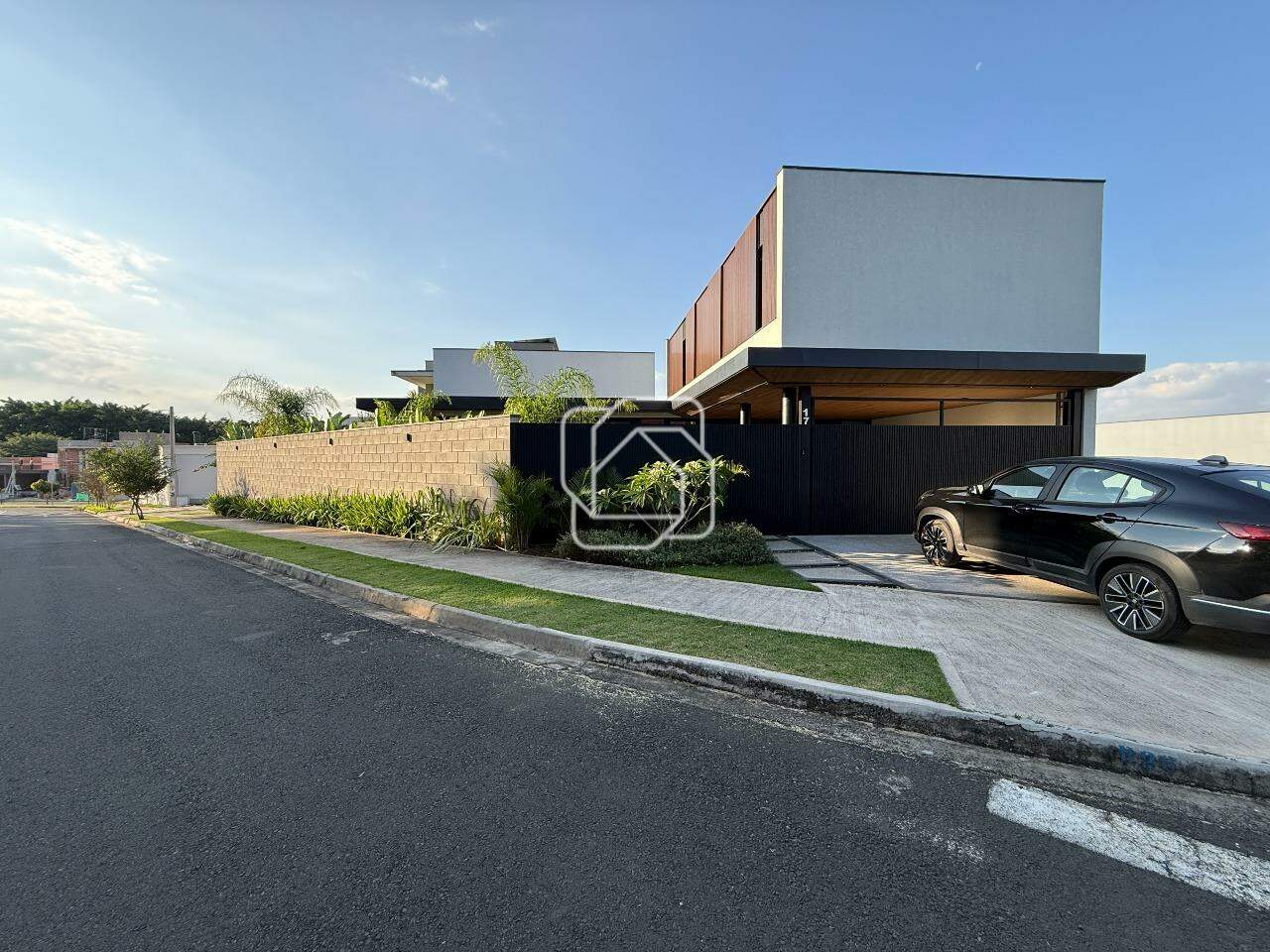 Casa de Condomínio à venda em Indaiatuba - SP - Jardins Di Roma: FACHADA