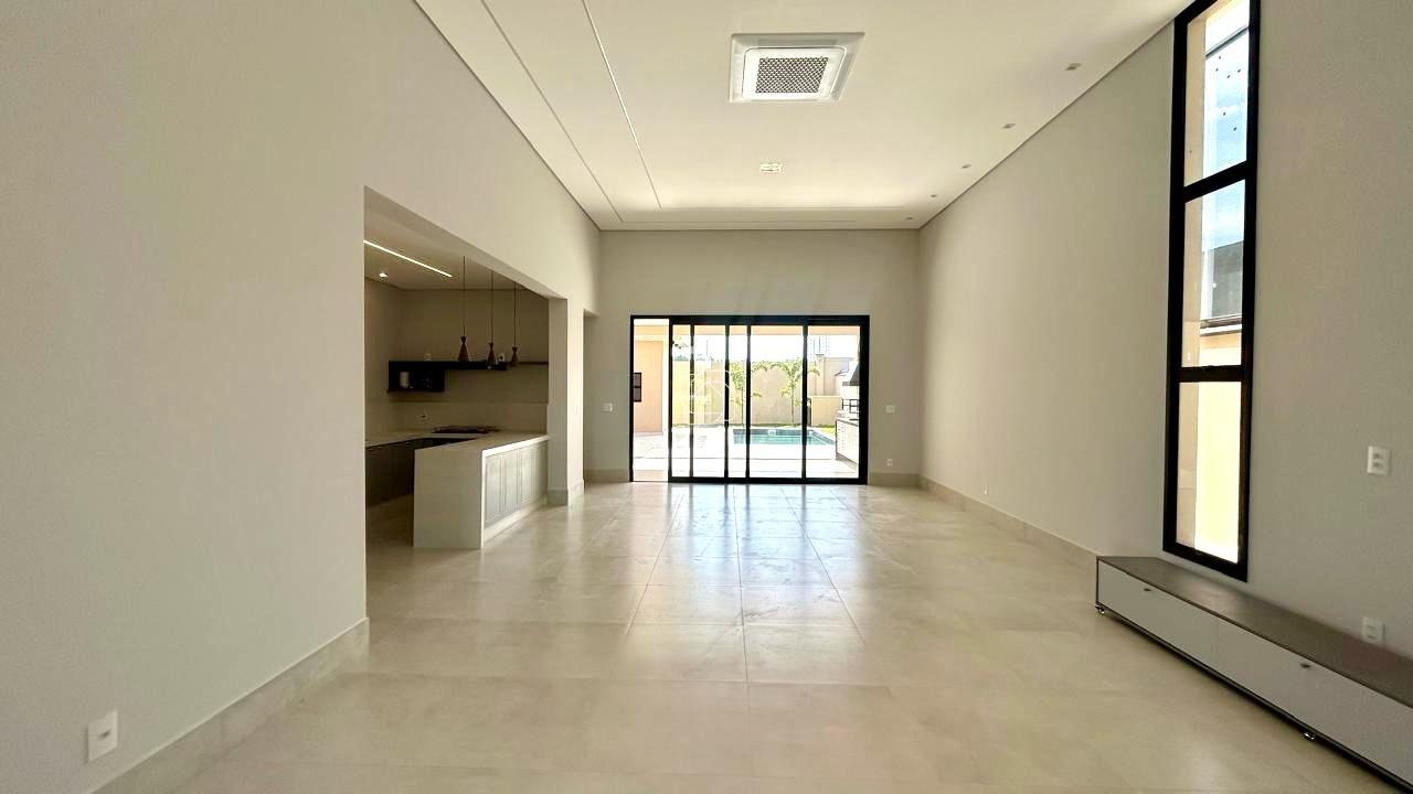 Casa de Condomínio para aluguel em Salto - SP - Portal dos Bandeirantes Salto: 