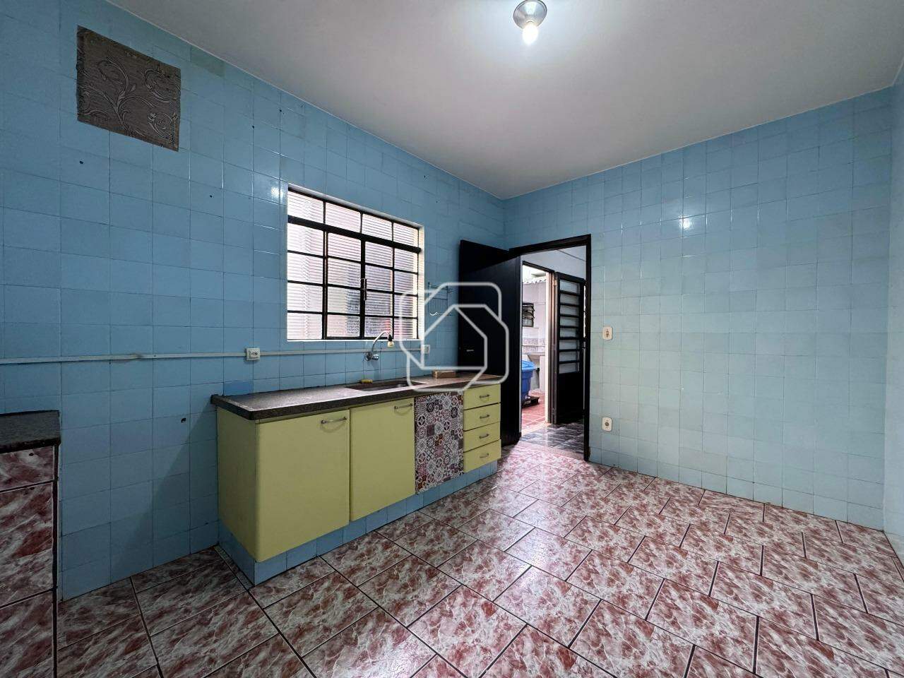 Kitnet para aluguel em Itu - SP - Alto: 