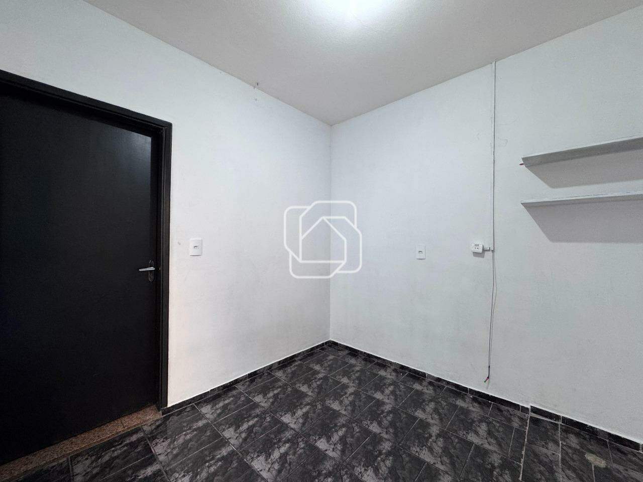 Kitnet para aluguel em Itu - SP - Alto: 