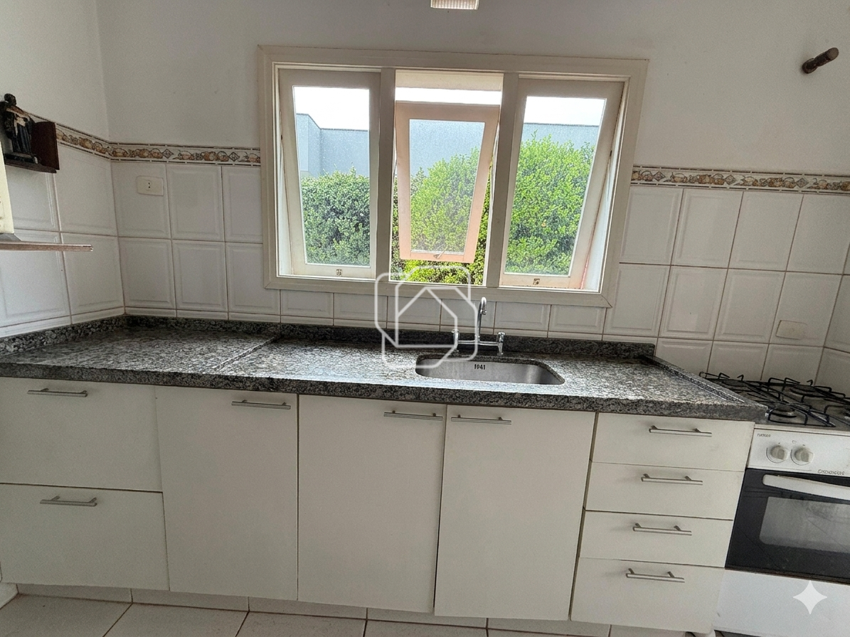 Casa de Condomínio à venda em Itu - SP - Parque Village Castelo: 