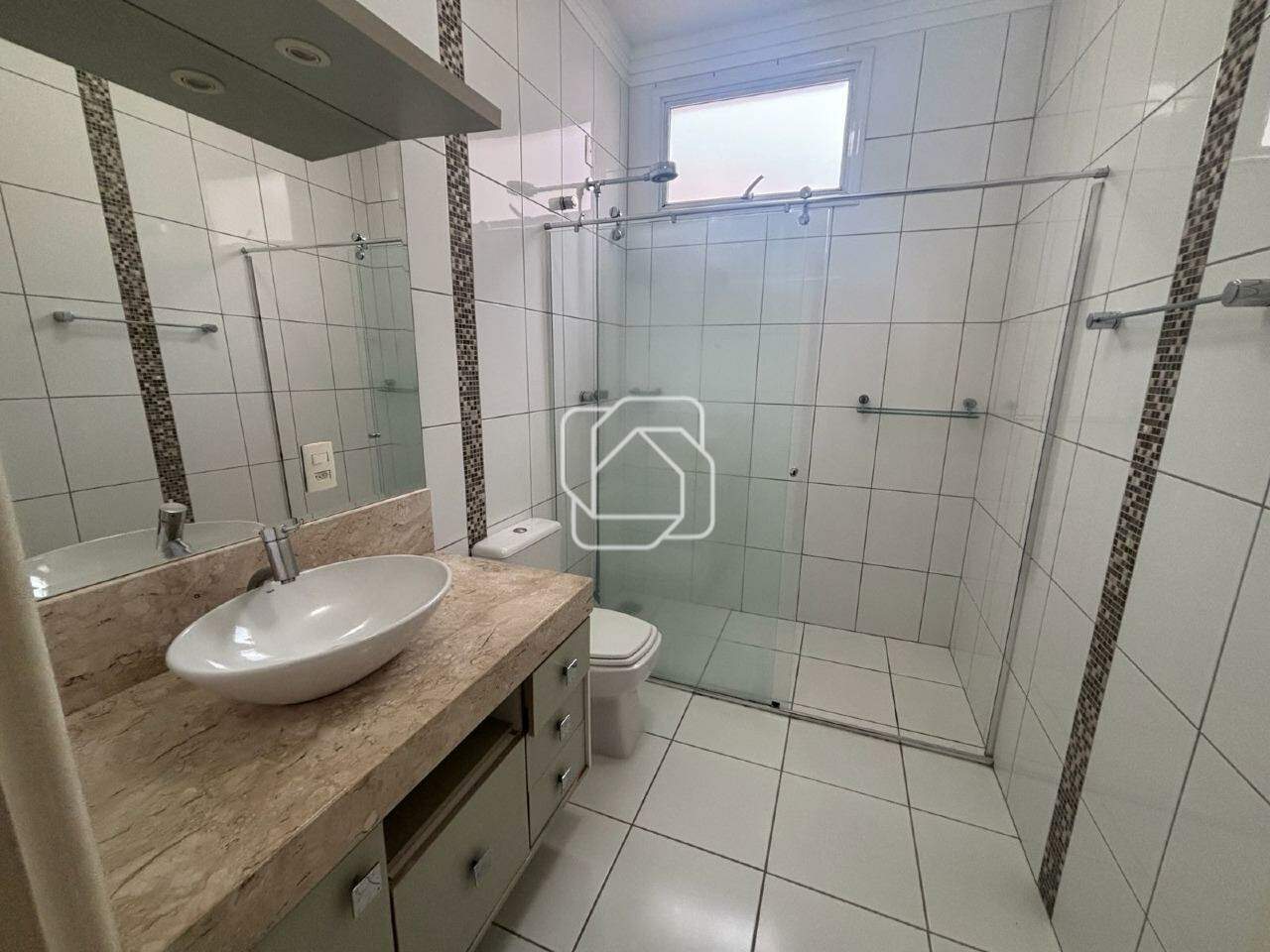 Casa de Condomínio para aluguel em Indaiatuba - SP - Jardim Portal dos Ipês: