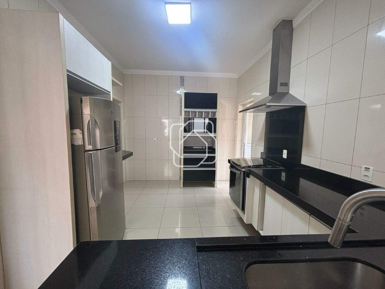 Casa de Condomínio para aluguel em Indaiatuba - SP - Jardim Portal dos Ipês: