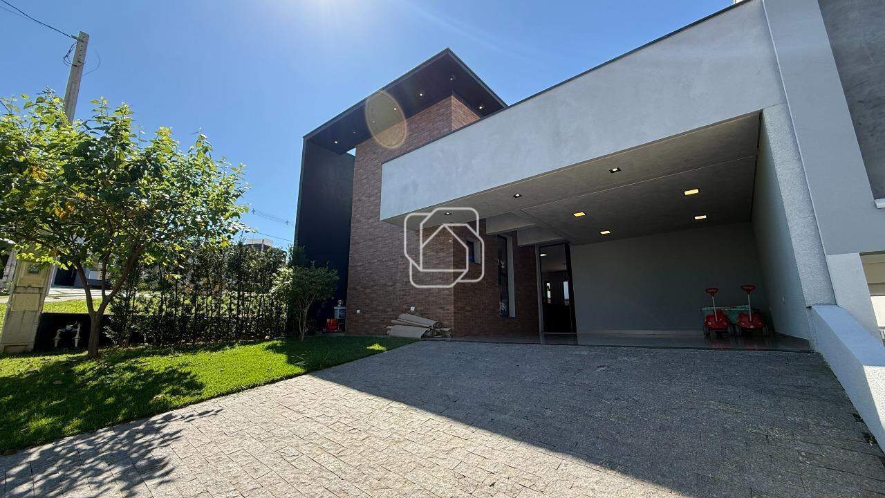 Casa de Condomínio à venda em Indaiatuba - SP - Jardim Residencial Viena: Fachada