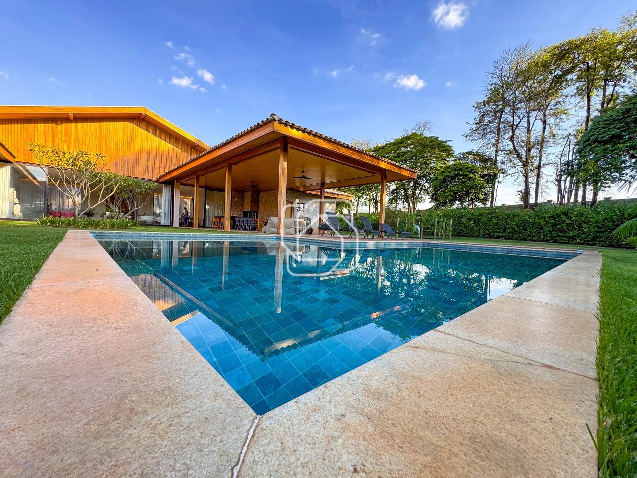 Casa de Condomínio à venda em Monte Mor - SP - Haras Larissa: Área da piscina