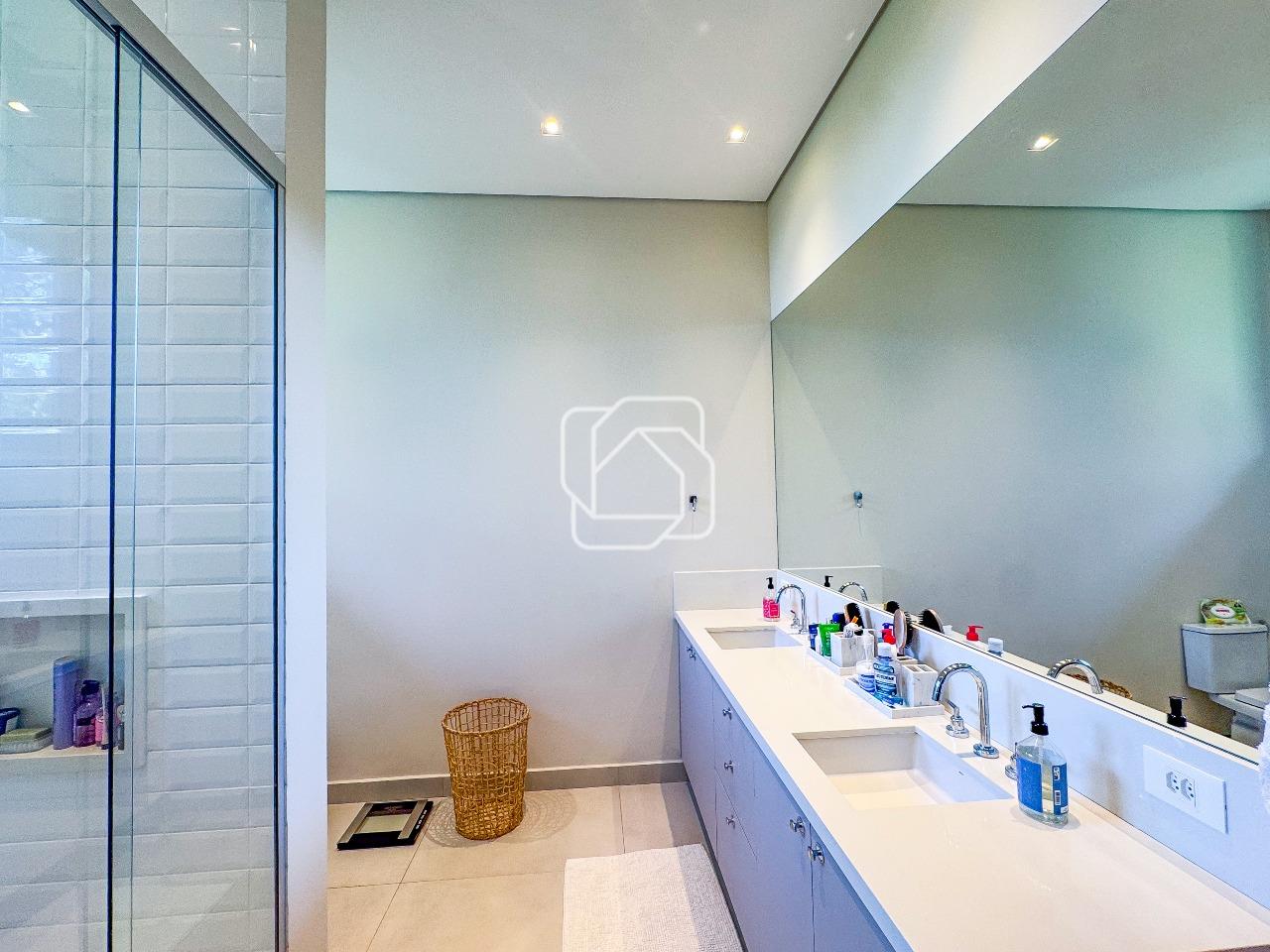 Casa de Condomínio à venda em Monte Mor - SP - Haras Larissa: Banheiro