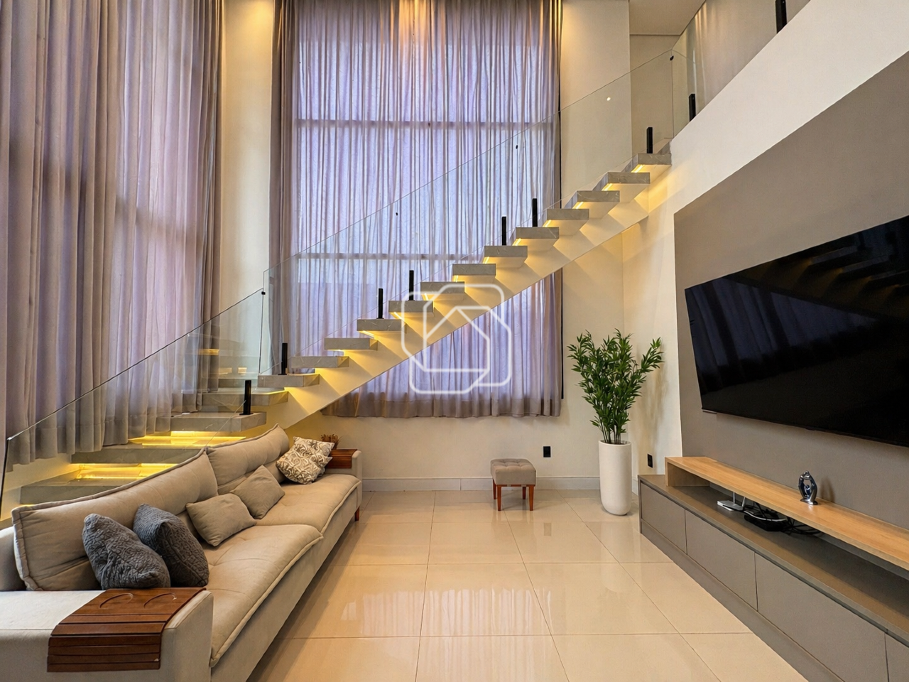 Casa de Condomínio para aluguel em Indaiatuba - SP - Jardim Laguna: 
