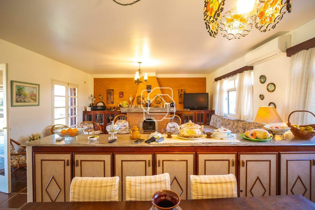 Casa de Condomínio à venda em Indaiatuba - SP - Vale das Laranjeiras: Sala de estar