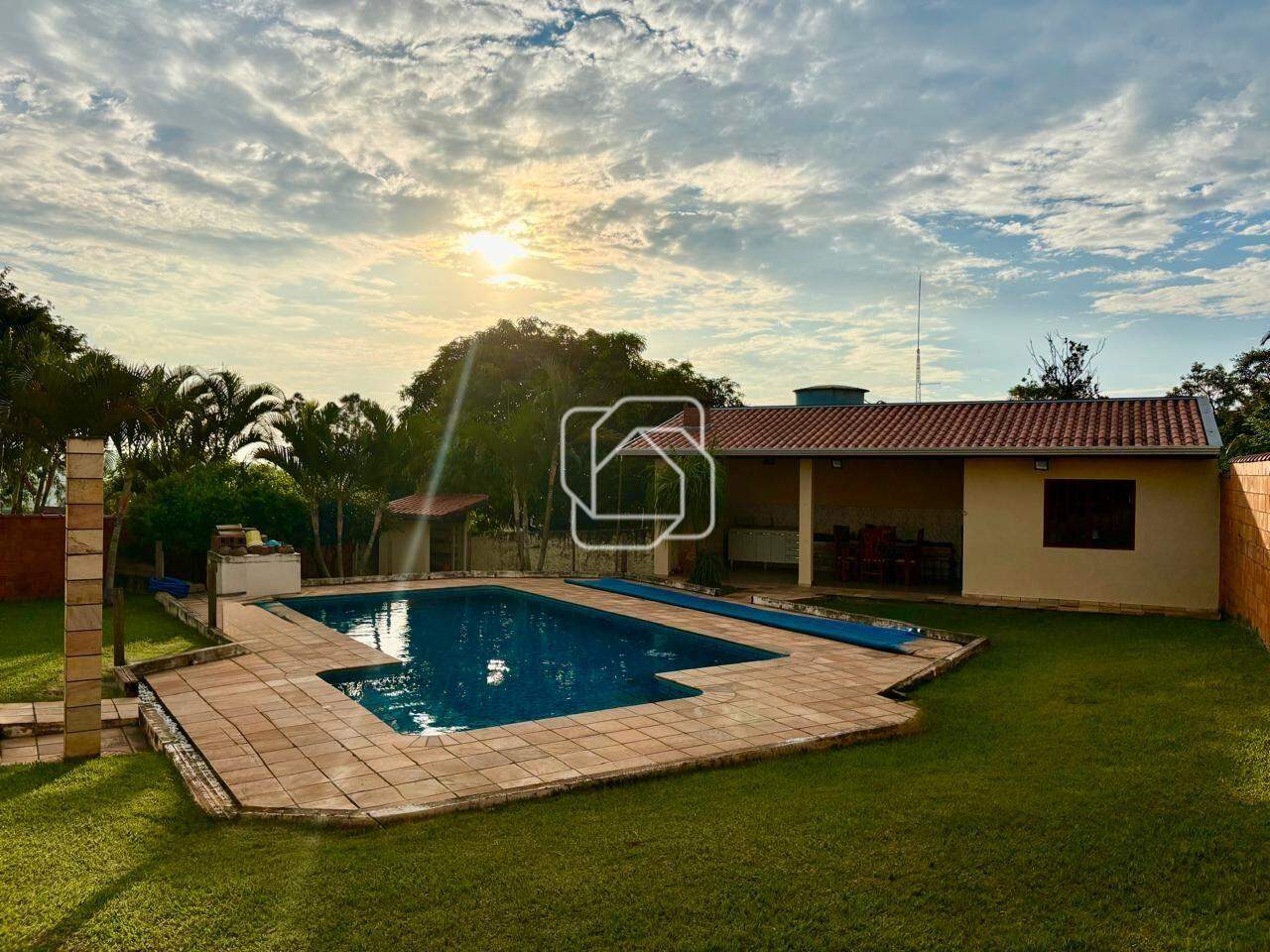 Casa de Condomínio à venda em Indaiatuba - SP - Terras de Itaici: Área da piscina