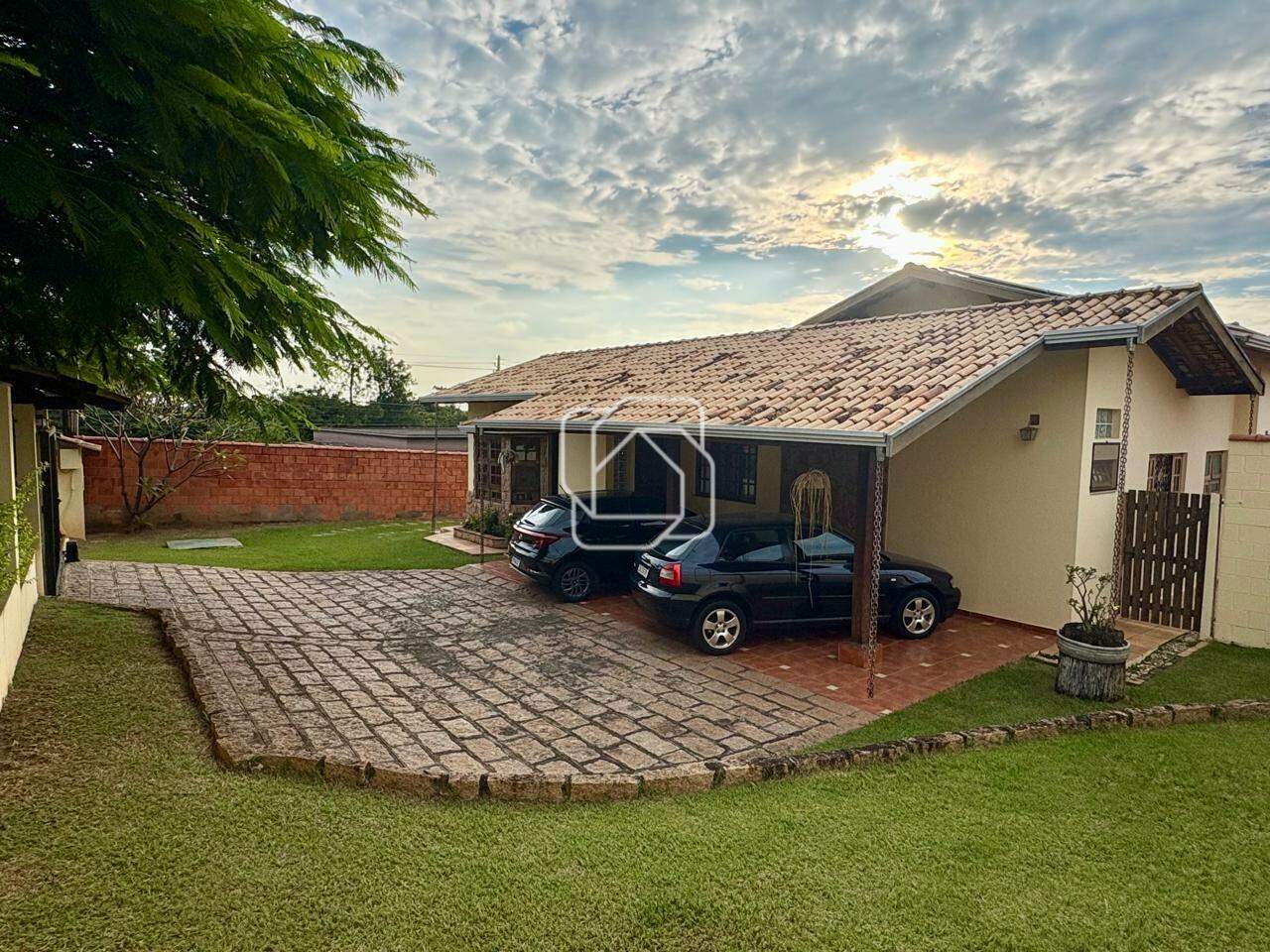 Casa de Condomínio à venda em Indaiatuba - SP - Terras de Itaici: Área externa